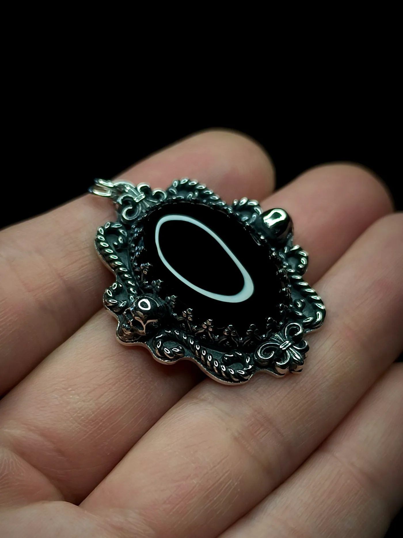 Colgante estilo Victoriano Onix Negro